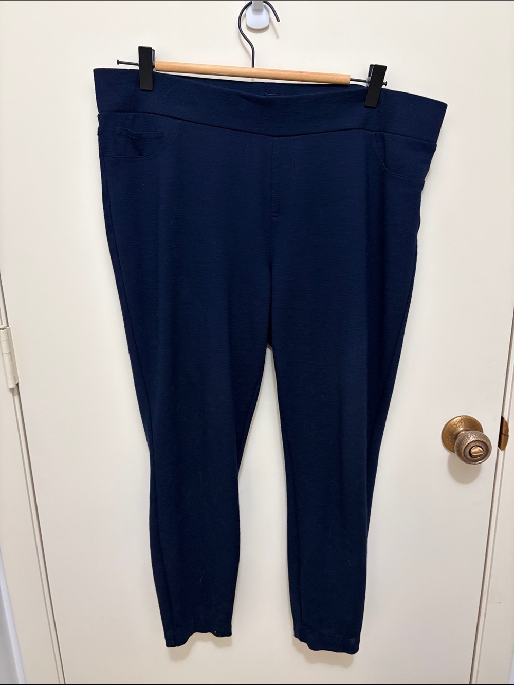 Matty M Navy Ponte Pull-On Skinny Pants